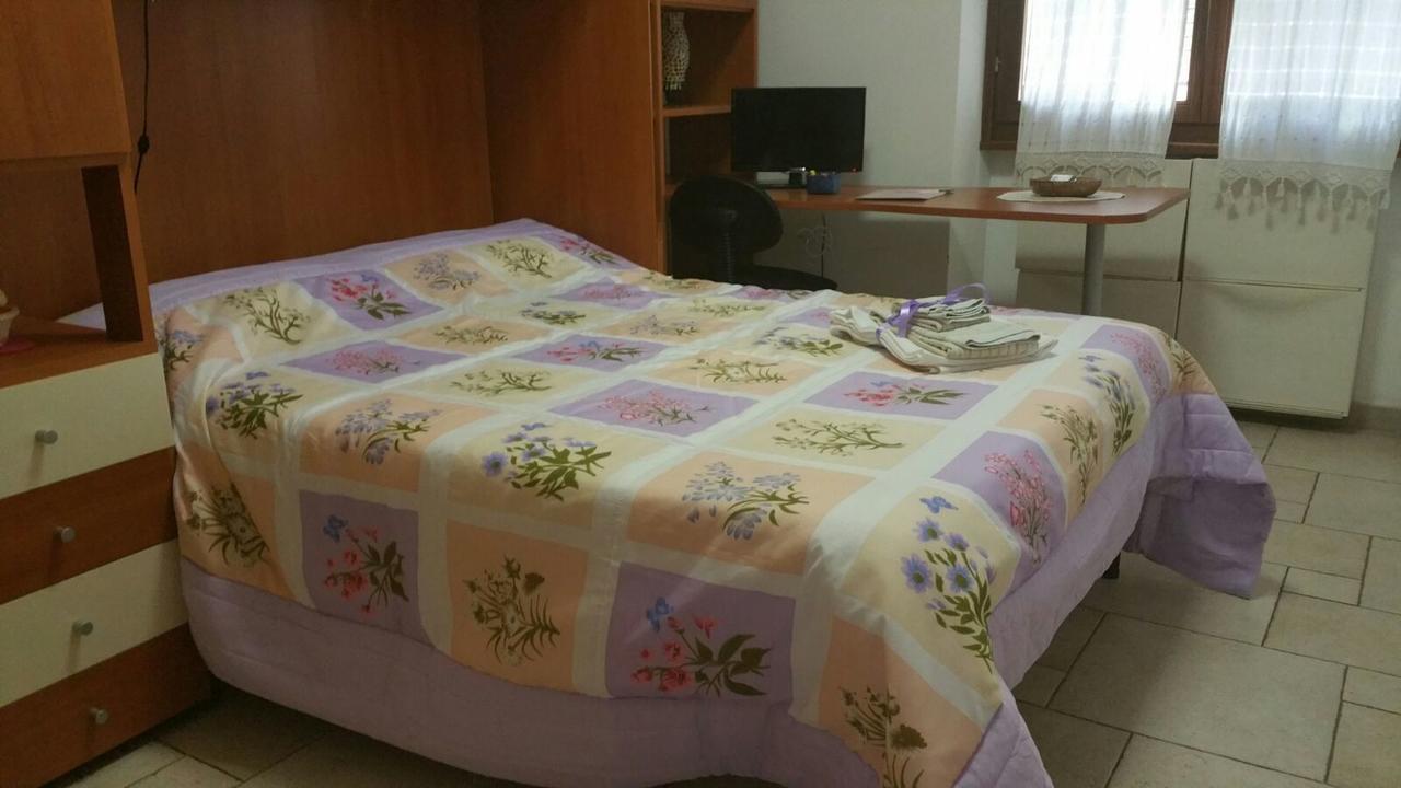 Bella Roma Domus Bed & Breakfast Exterior foto